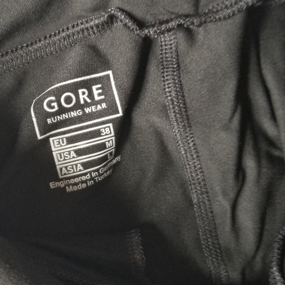 Gore Running Wear Women's Crop Leggings - Picture 3 of 6